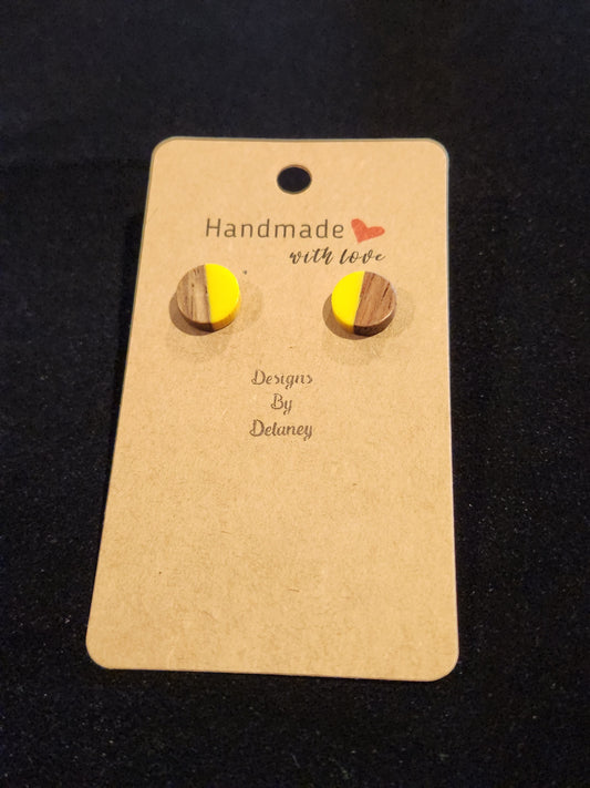 Yellow and wood stud earrings